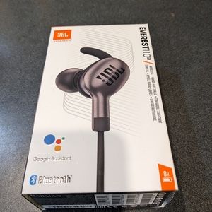JBL Everest 110 wireless headphones